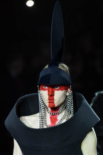 LFW AW15- Gareth Pugh - Krisztian Pinter - -89