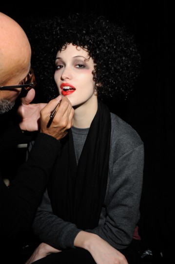 NYFWAW15_GeorgineBackstage_EstherHorvath_TheUpcoming-11