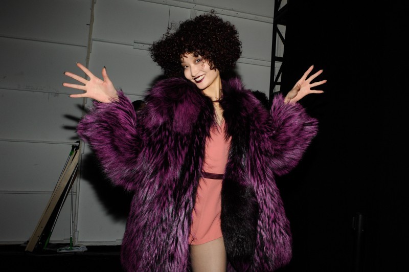 NYFWAW15_GeorgineBackstage_EstherHorvath_TheUpcoming-23