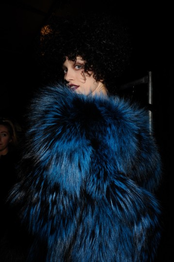 NYFWAW15_GeorgineBackstage_EstherHorvath_TheUpcoming-7