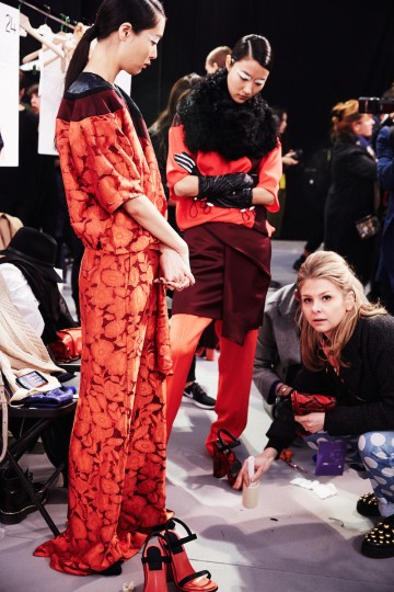 PFW AW15 - Kenzo backstage - Ambra Vernuccio - 14