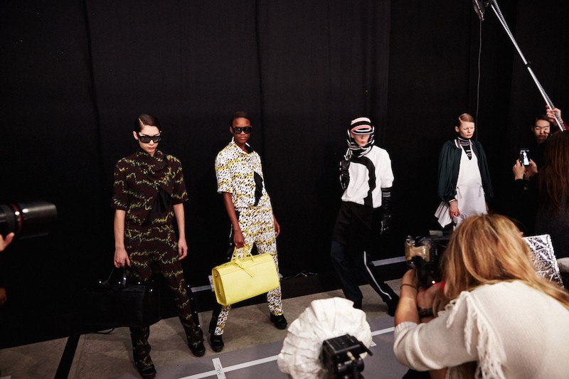 PFW AW15 - Kenzo backstage - Ambra Vernuccio - 32