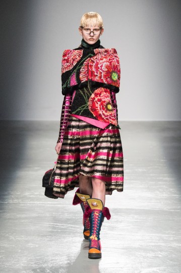 Pixelformula Womenswear Winter 2015 - 2016 Ready To Wear Paris Paco Rabanne