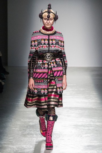 Pixelformula Womenswear Winter 2015 - 2016 Ready To Wear Paris Paco Rabanne