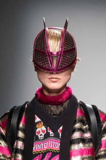 Pixelformula Womenswear Winter 2015 - 2016 Ready To Wear Paris Paco Rabanne