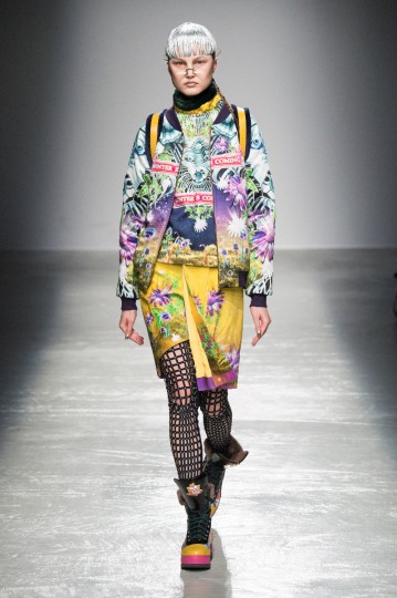 Pixelformula Womenswear Winter 2015 - 2016 Ready To Wear Paris Paco Rabanne