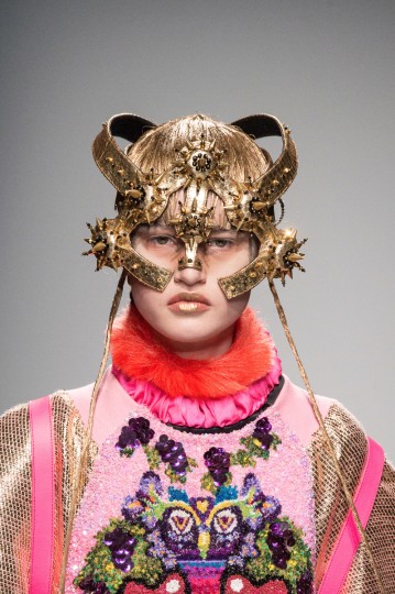 Pixelformula Womenswear Winter 2015 - 2016 Ready To Wear Paris Paco Rabanne