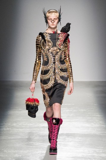 Pixelformula Womenswear Winter 2015 - 2016 Ready To Wear Paris Paco Rabanne