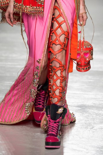 Pixelformula Womenswear Winter 2015 - 2016 Ready To Wear Paris Paco Rabanne