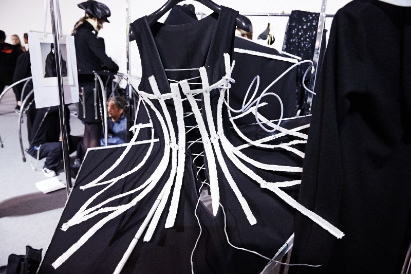 PFW AW15 - Yohji Yamamoto backstage - Ambra Vernuccio - The Upcoming - 10