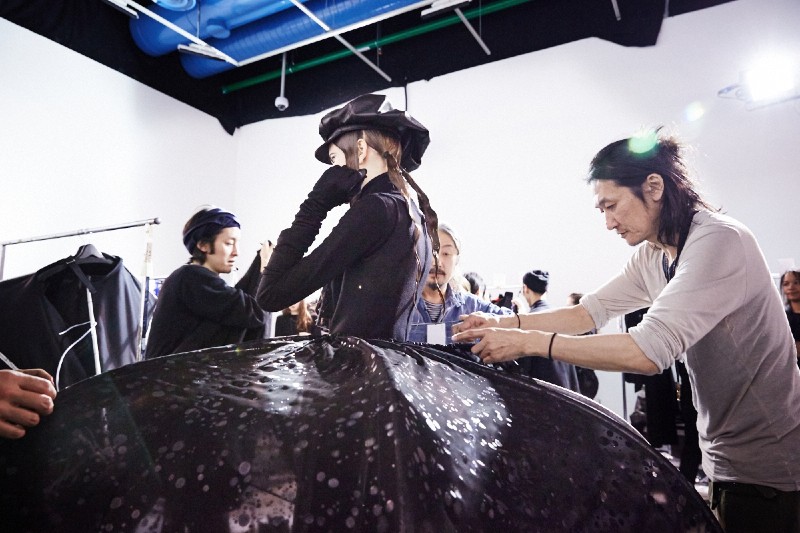 PFW AW15 - Yohji Yamamoto backstage - Ambra Vernuccio - The Upcoming - 13