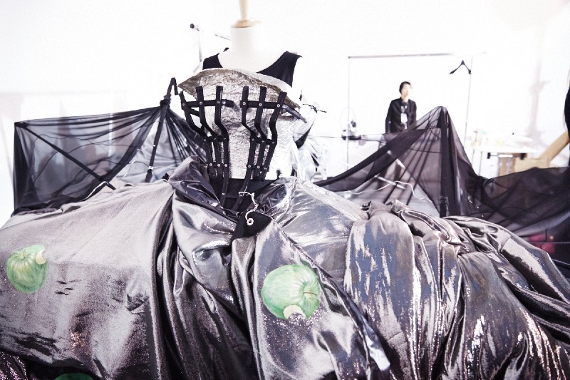 PFW AW15 - Yohji Yamamoto backstage - Ambra Vernuccio - The Upcoming - 14