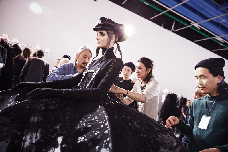 PFW AW15 - Yohji Yamamoto backstage - Ambra Vernuccio - The Upcoming - 16