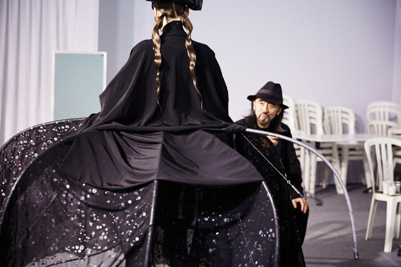 PFW AW15 - Yohji Yamamoto backstage - Ambra Vernuccio - The Upcoming - 18