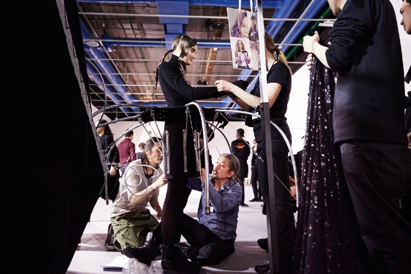 PFW AW15 - Yohji Yamamoto backstage - Ambra Vernuccio - The Upcoming - 7