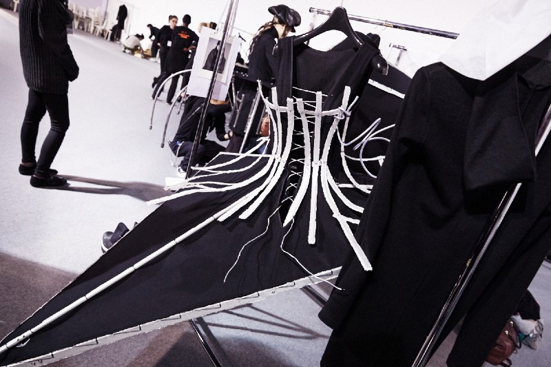 PFW AW15 - Yohji Yamamoto backstage - Ambra Vernuccio - The Upcoming - 9