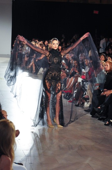 ArtHeartsFashion at The Grand Central - BogdanSeredyak-TheUpcoming - 61