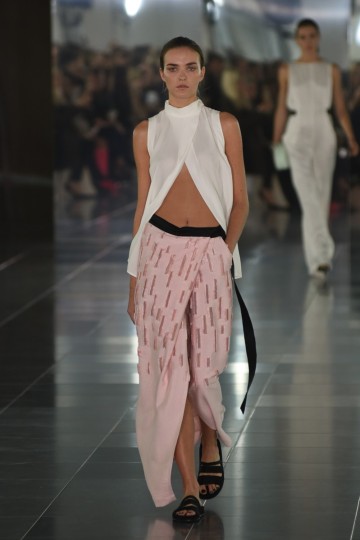 LFW SS16 - Amanda Wakely - Krisztian Pinter - The Upcoming --2
