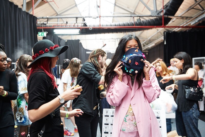 LFW SS16 - Ashish backstage - Ambra Vernuccio - The Upcoming - 56