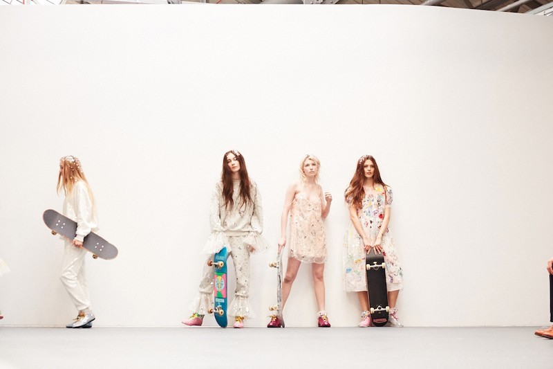 LFW SS16 - Ashish backstage - Ambra Vernuccio - The Upcoming - 64