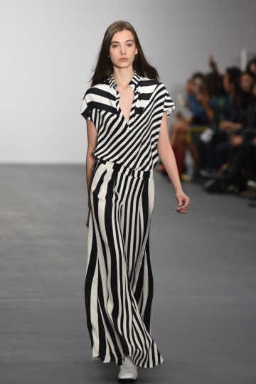 LFW SS16 - J. JS Lee - Krisztian Pinter - The Upcoming --35