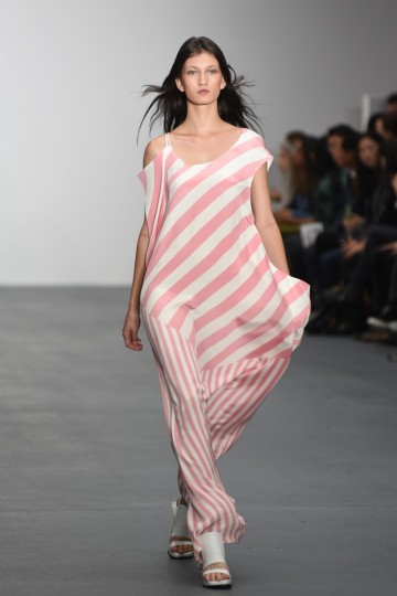 LFW SS16 - J. JS Lee - Krisztian Pinter - The Upcoming --37