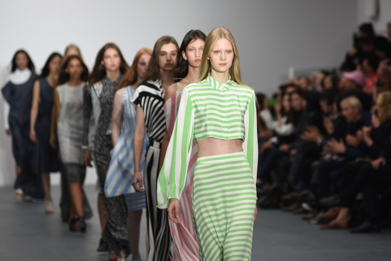 LFW SS16 - J. JS Lee - Krisztian Pinter - The Upcoming --38