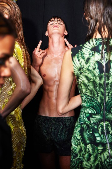 Julien MacDonald - LFW SS16