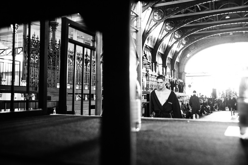 Julien MacDonald - LFW SS16