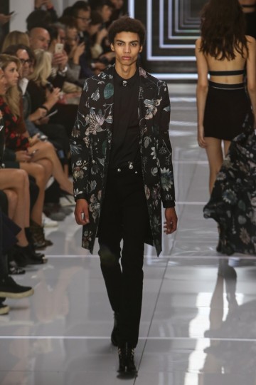 LFW SS16 - Versus Versace - Erol Birsen - The Upcoming --35