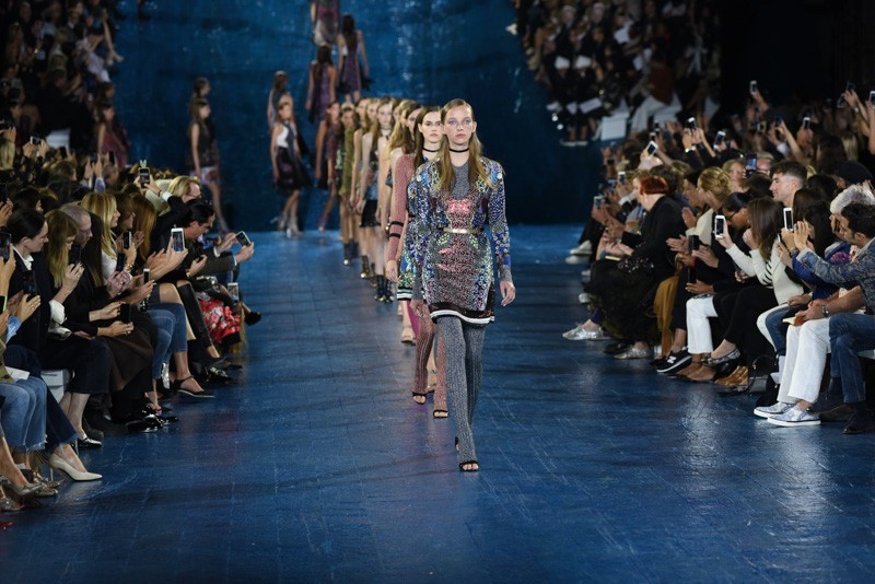 LFW_SS16-Mary Katrantzou SS16 Krisztian Pinter-35
