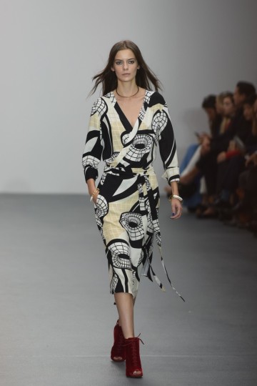 LWF SS16 - Issa - Krisz Pinter - The Upcoming-36