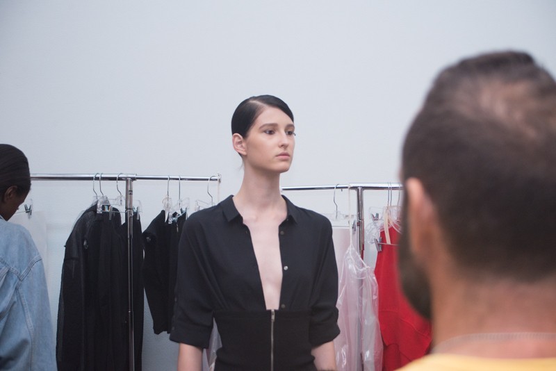 NYFWSS16-Parkchoonmoobackstage-Philip Keith-The Upcoming-3670