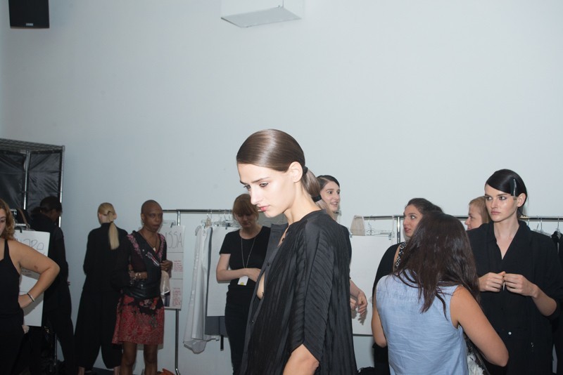 NYFWSS16-Parkchoonmoobackstage-Philip Keith-The Upcoming-3684