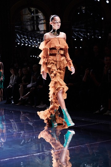 PFW SS16 - Balmain - Ambra Vernuccio - The Upcoming5