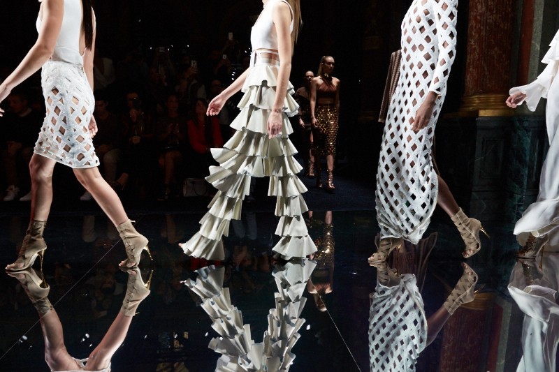 PFW SS16 - Balmain - Ambra Vernuccio - The Upcoming77