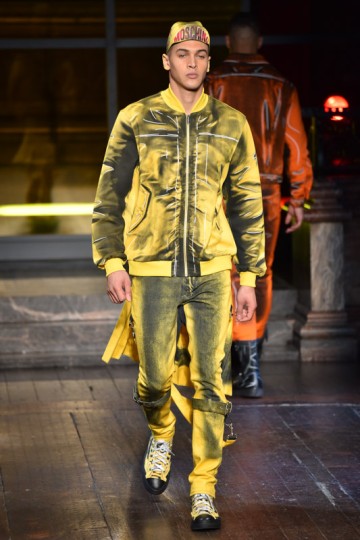LCM AW16 - Moschino - Krisztian Pinter - The Upcoming - 10