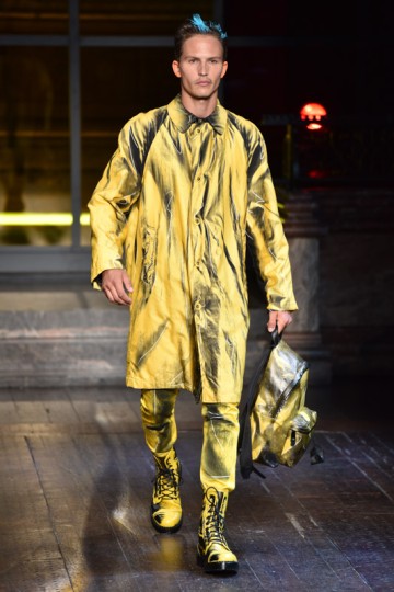 LCM AW16 - Moschino - Krisztian Pinter - The Upcoming - 2