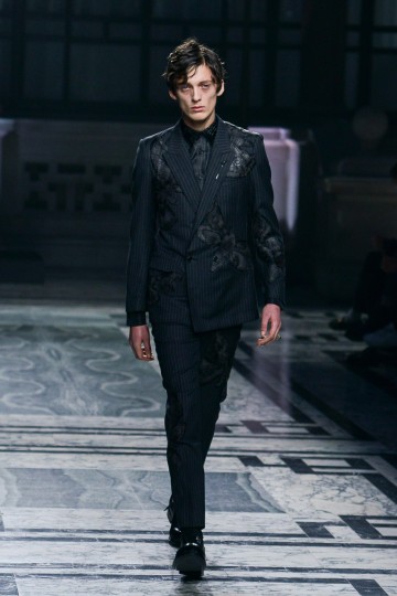 LCMAW16 - Alexander McQueen - Krish Nagari - TheUpcoming -18