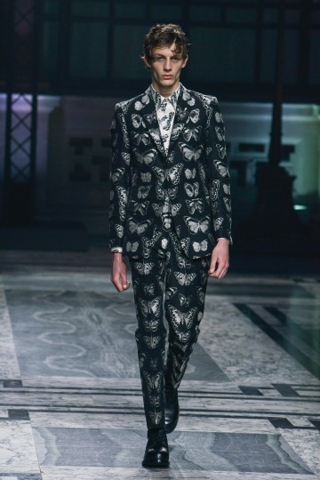 LCMAW16 - Alexander McQueen - Krish Nagari - TheUpcoming -9