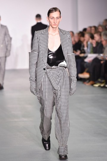 LFW AW16 - CSM MA- Krisztian Pinter - The Upcoming-25