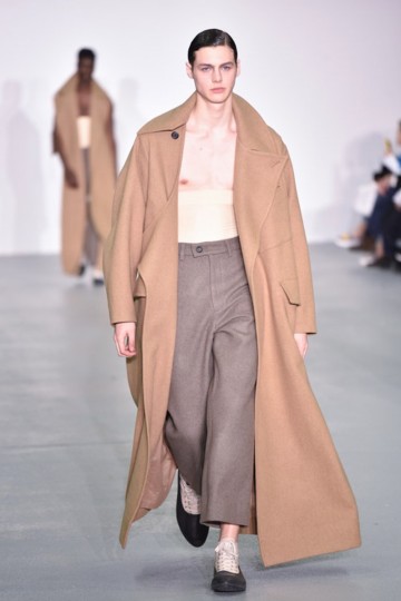 LFW AW16 - CSM MA- Krisztian Pinter - The Upcoming-39