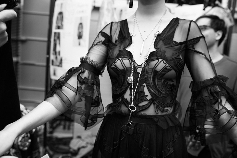 LFW AW16 - Temperley backstage - Ambra Vernuccio - The Upcoming - 14