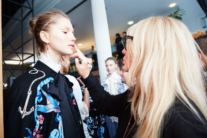 LFW AW16 - Temperley backstage - Ambra Vernuccio - The Upcoming - 25