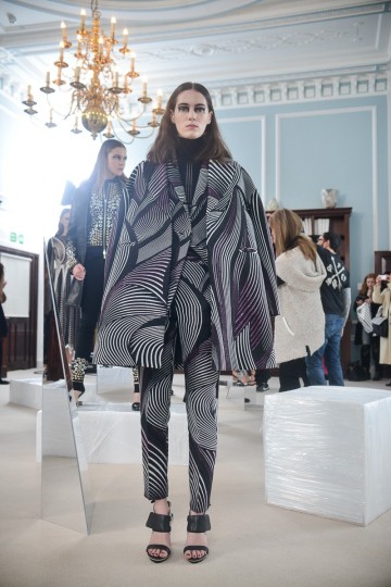 LFWAW16 - Manuel Facchini - Krish Nagari - TheUpcoming -8