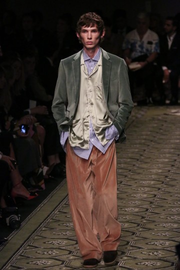 lfw-ss17-burberry-erol-birsen-the-upcoming-40