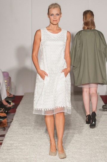 lfw-ss17-fashion-international-1-sasmitha-dellawa-8