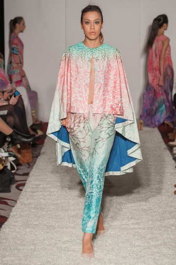 lfw-ss17-fashion-international-5-rai-8