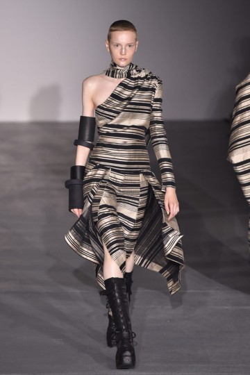 lfw-ss17-gareth-pugh-krisztian-pinter-the-upcoming-29