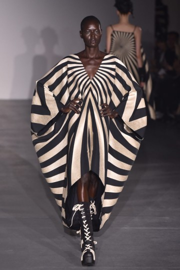 lfw-ss17-gareth-pugh-krisztian-pinter-the-upcoming-35